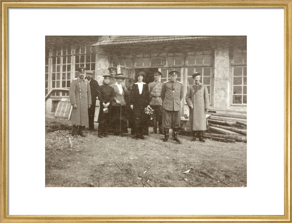 A snapshot photograph album of the Russian Imperial Royal Family. - Image 20
