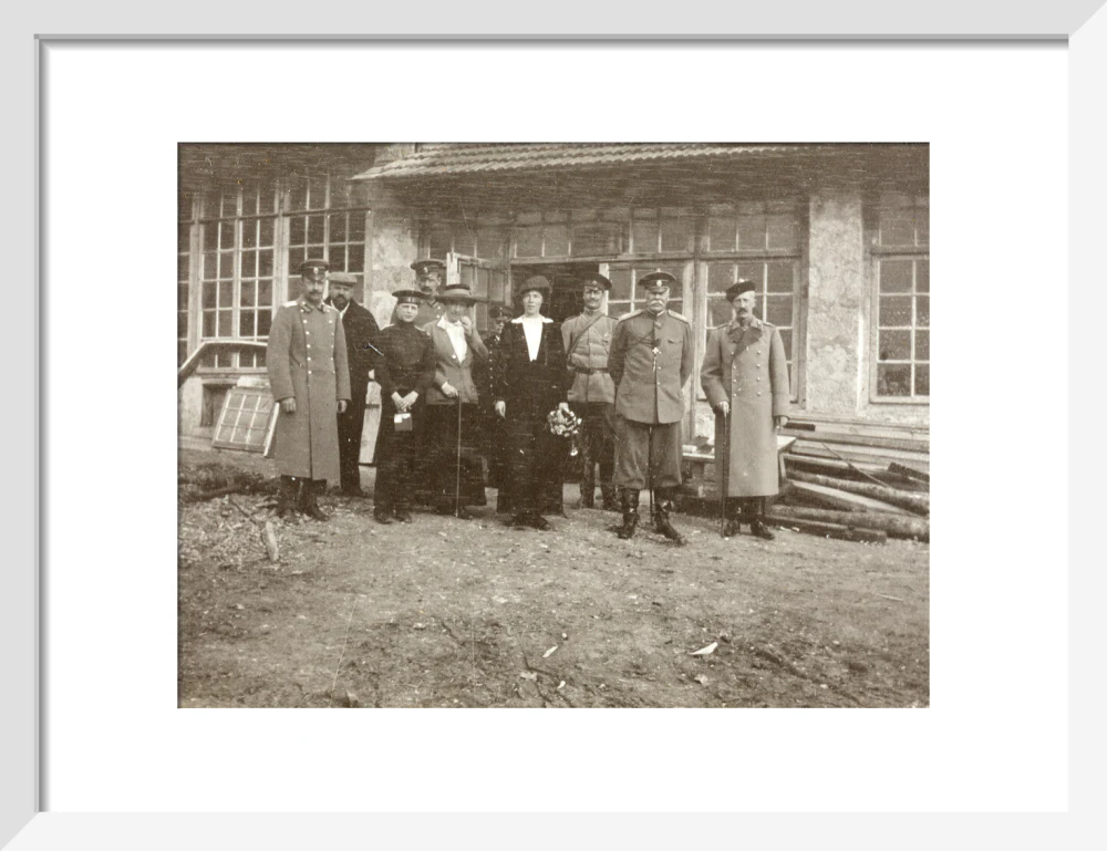 A snapshot photograph album of the Russian Imperial Royal Family. - Image 42