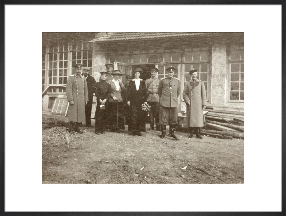 A snapshot photograph album of the Russian Imperial Royal Family. - Image 56