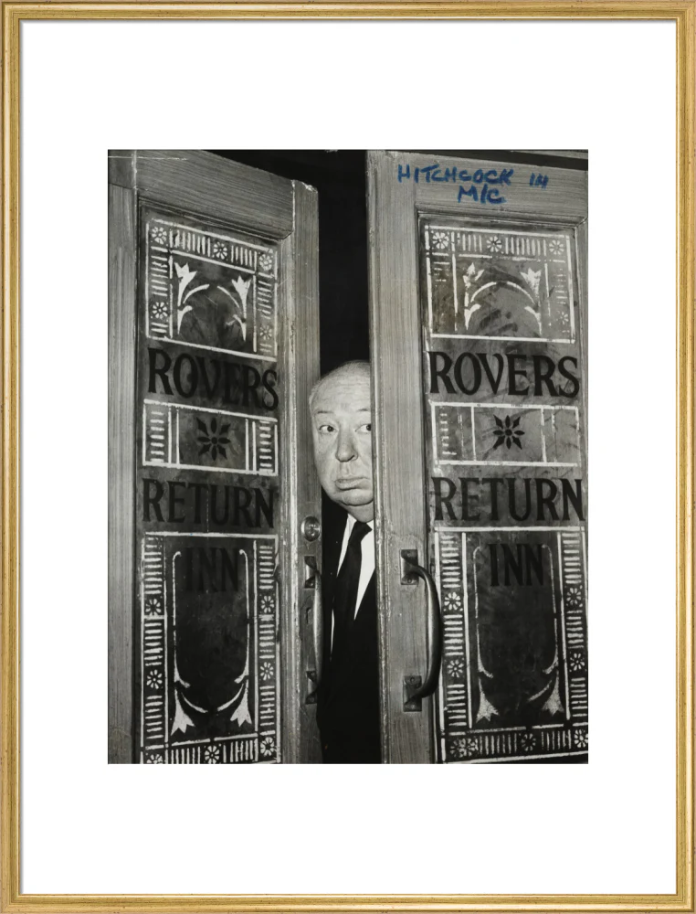 Alfred Hitchcock at the doors of Coronation Street's Rovers Return - Image 58