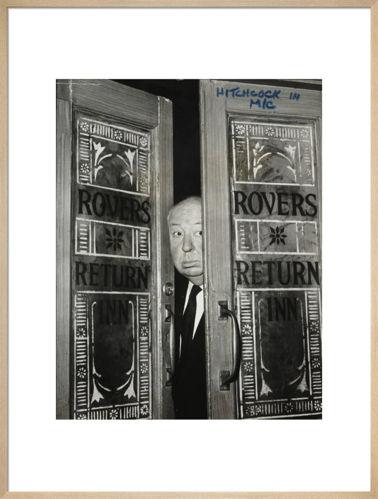 Alfred Hitchcock at the doors of Coronation Street's Rovers Return - Image 59