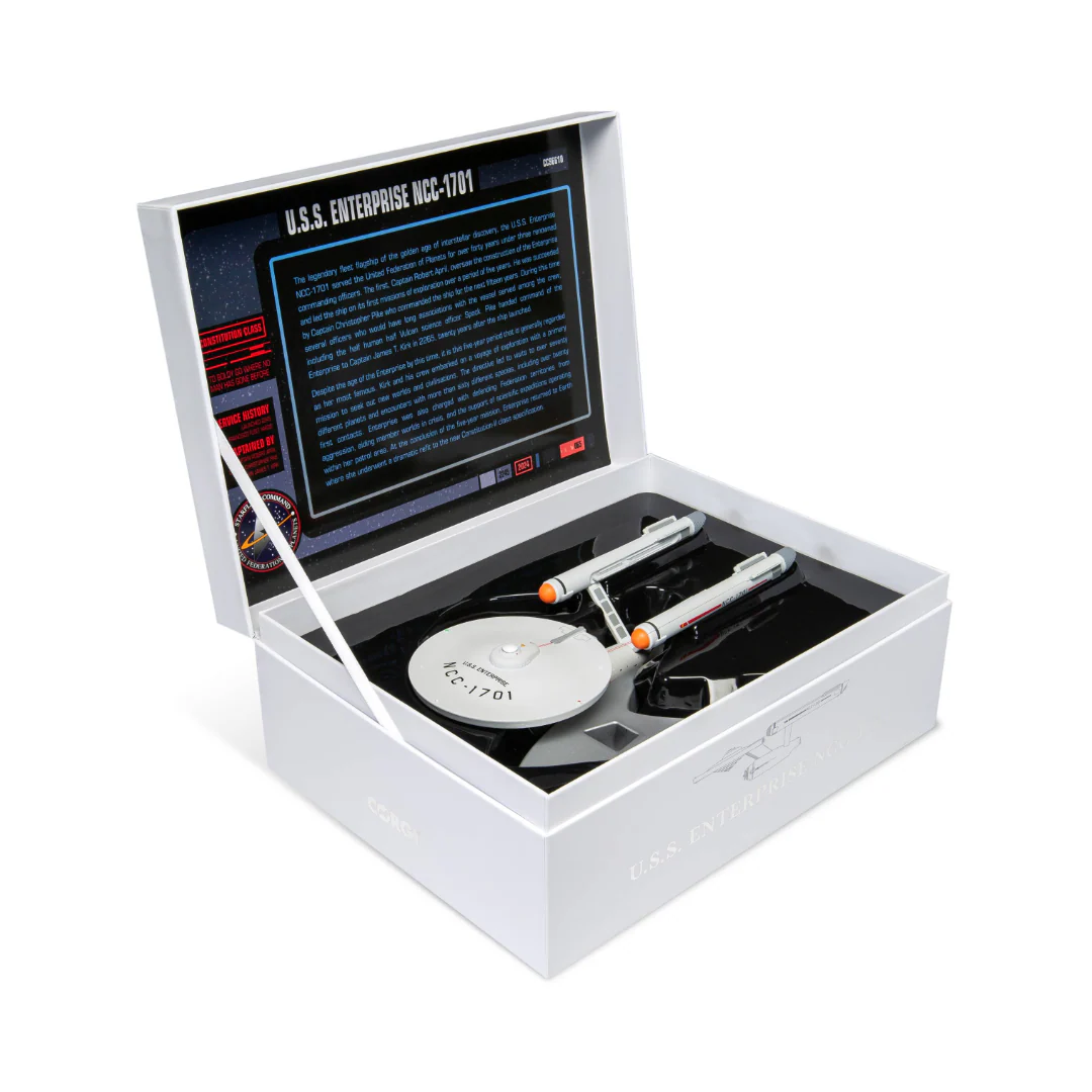 Star Trek U.S.S. Enterprise NCC-1701 Model - Image 4